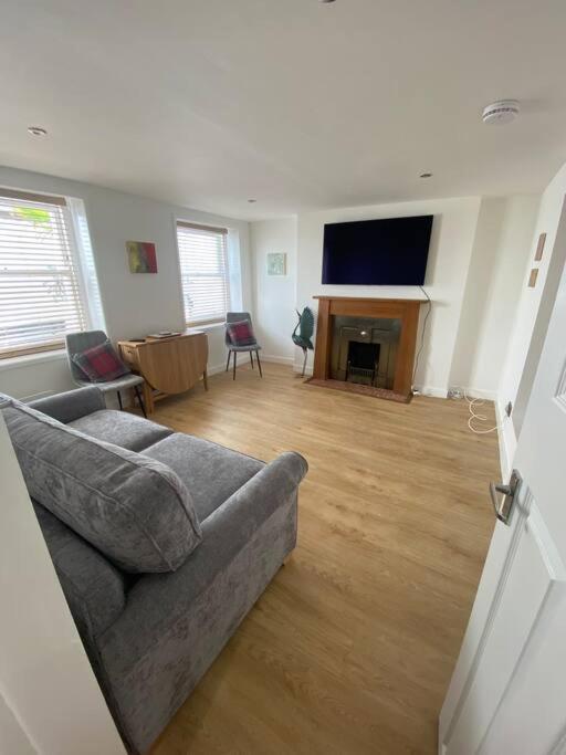 Relaxing Costal Retreat Sleeps Four People Apartment Hastings Exterior photo